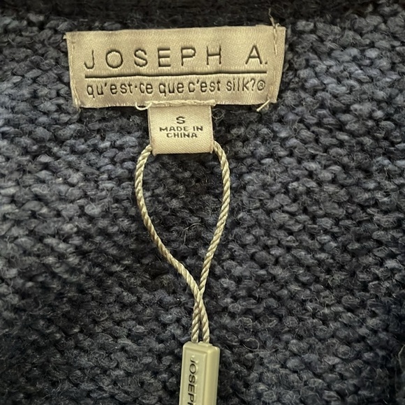 Joseph A. Long, blue ombre cardigan with front pockets. Size small - Picture 4 of 6